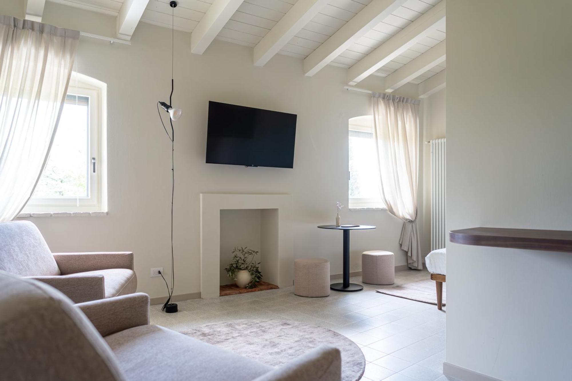 The Lake Suites Com - Luxury Stay In Lazise Exterior photo