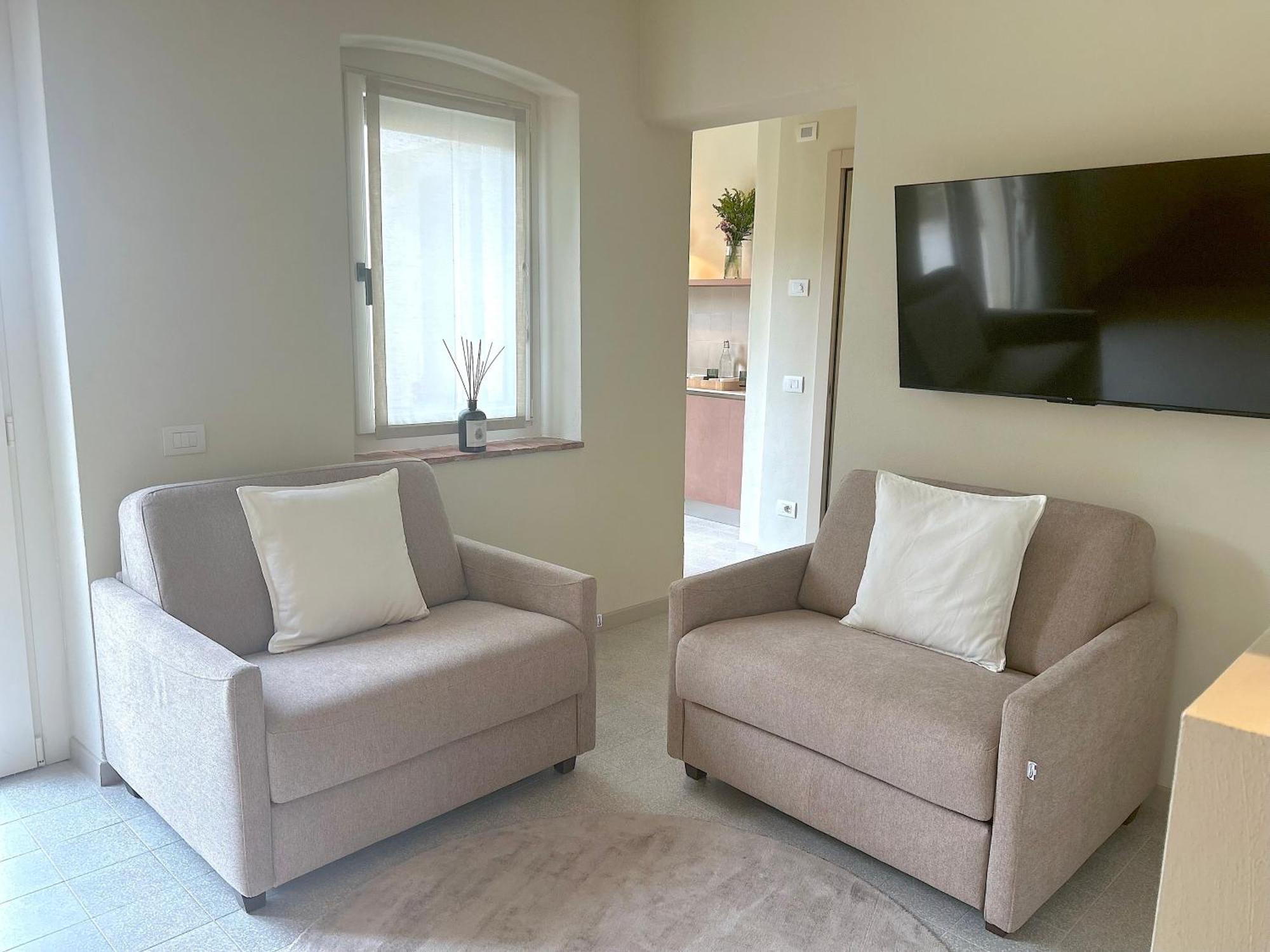 The Lake Suites Com - Luxury Stay In Lazise Exterior photo