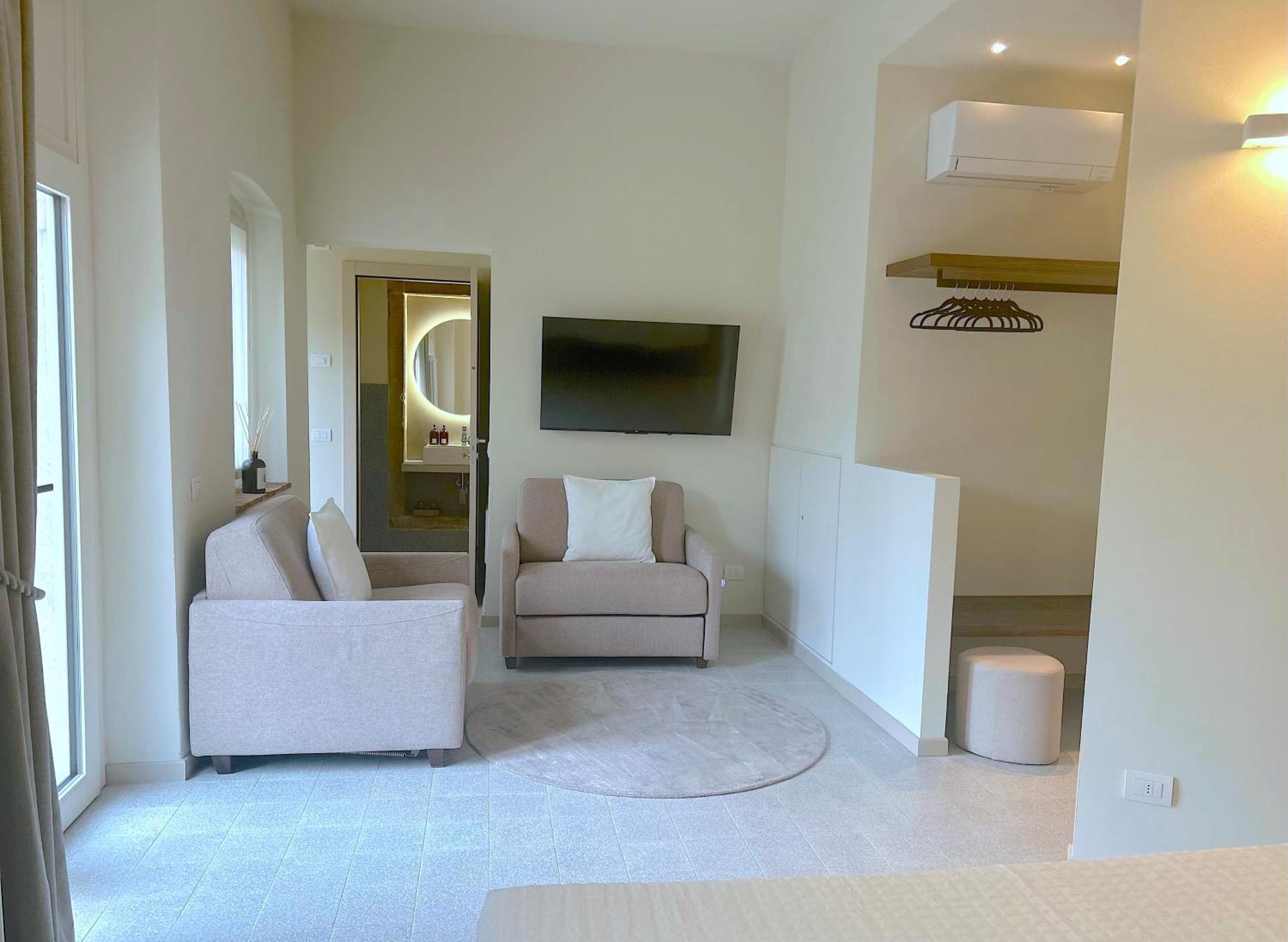 The Lake Suites Com - Luxury Stay In Lazise Exterior photo