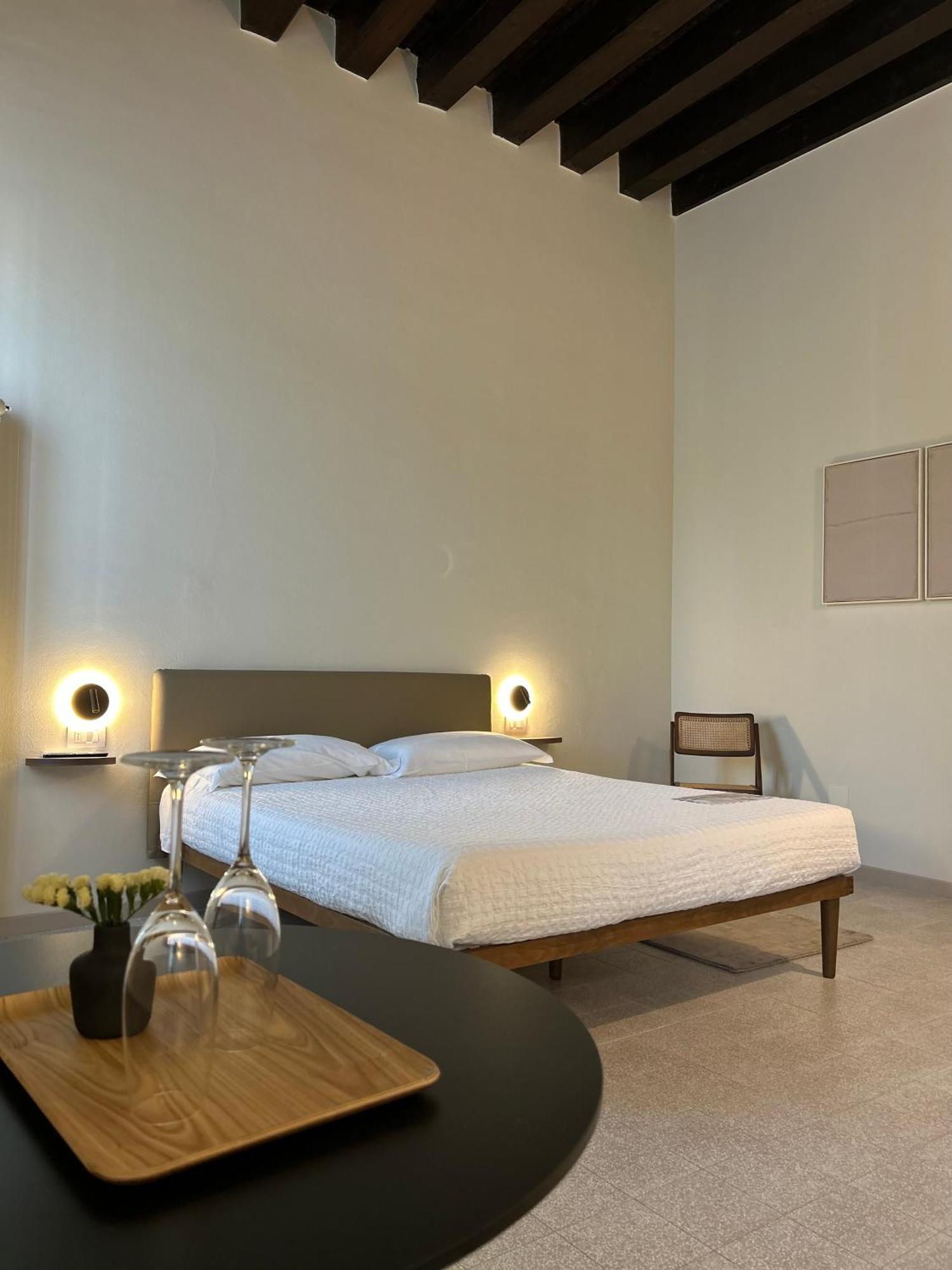 The Lake Suites Com - Luxury Stay In Lazise Exterior photo